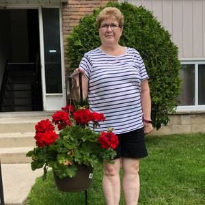 Meet your Posher, Marylou